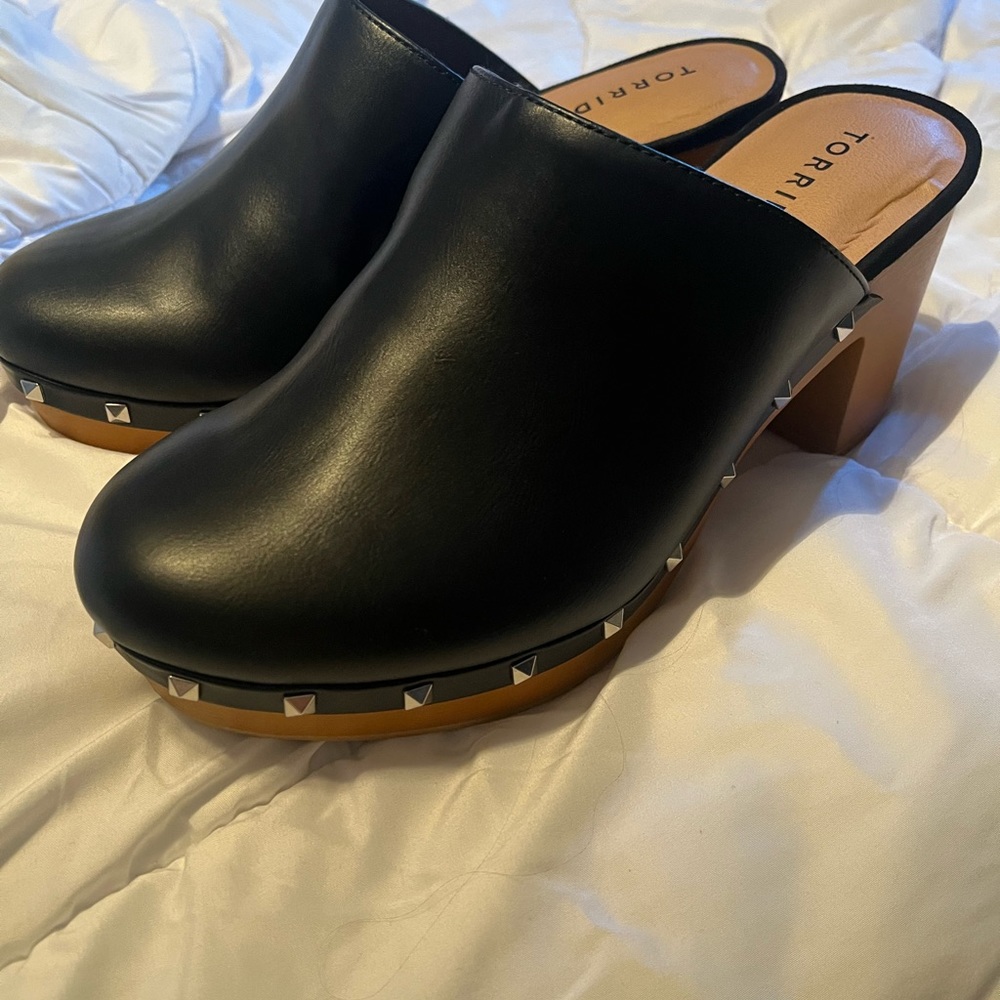 NWOB Torrid Studded Clog Heels Size 11W